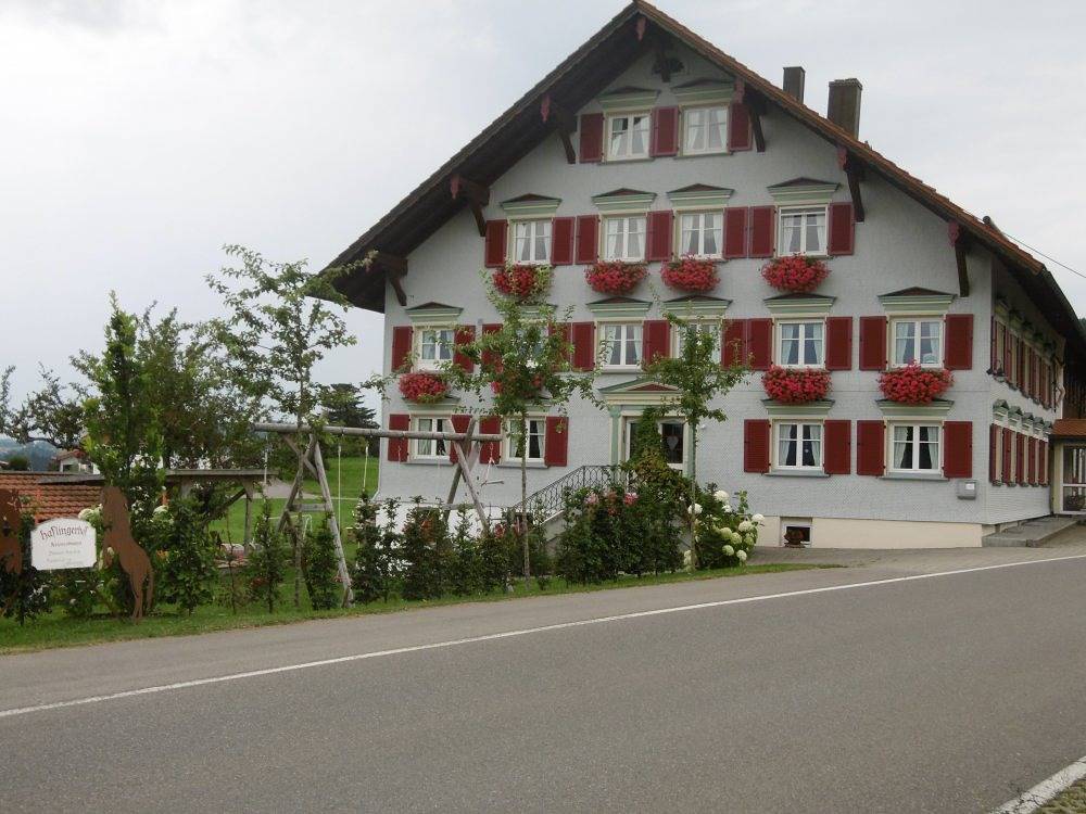 Landhaus Keck - Doppelzimmer in Stiefenhofen, Bayerisch Schwaben