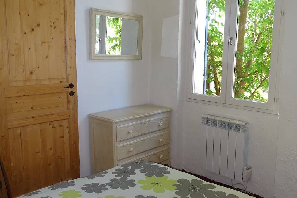 Artist's Paradise in Provence! - Views, Peace, Village Centre in Fontaine-de-Vaucluse, Vaucluse