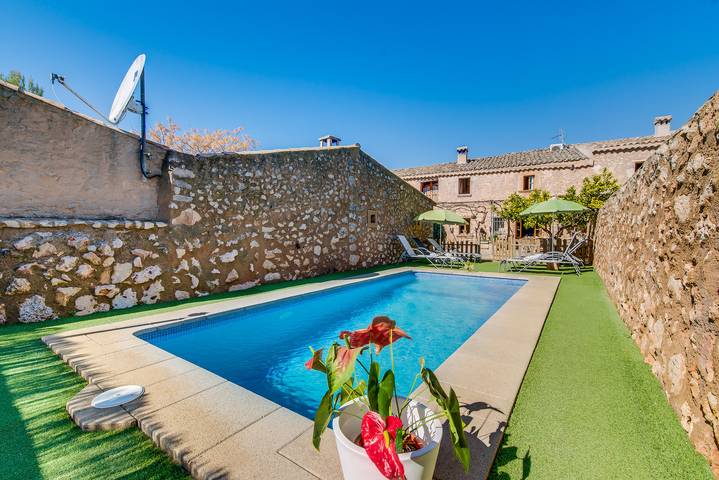 Villa pour 8 personnes, avec terrasse - 1