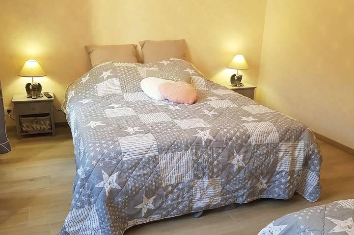 Location de vacances pour 13 personnes, avec jardin à Chablis - 3