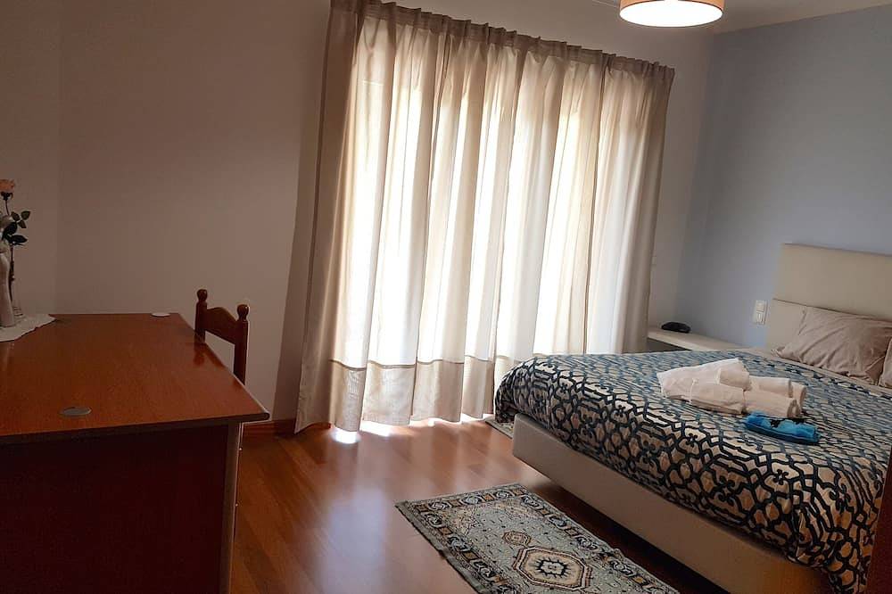 Haus in der Nähe von Porto, Espinho und Santa Maria da Feira. in Santa Maria da Feira, Aveiro Distrikt