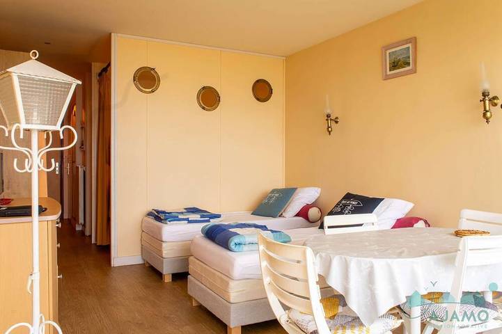 Ganze Wohnung, Sea-view cabin studio in Erquy | 4 guests | in Caroual, Erquy