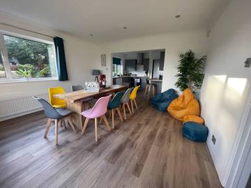 Holiday Rental for 10 People in Bramber, West Sussex, Photo 2