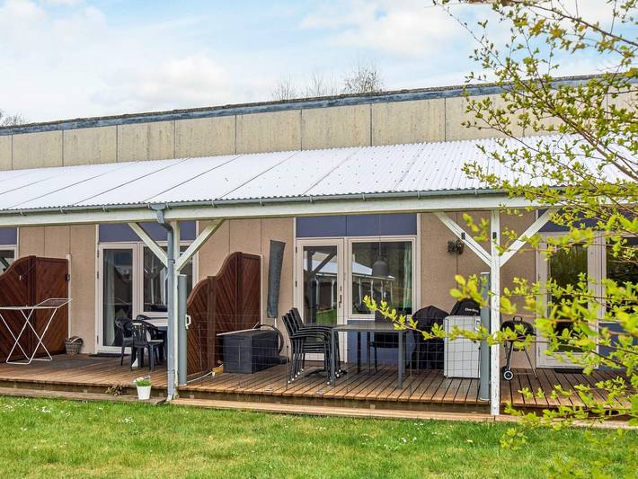 Ferienhaus für 2 Personen, mit Terrasse und Pool in Dueodde