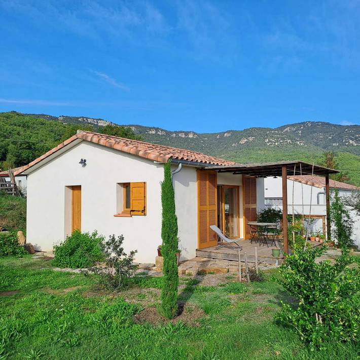 Gîte pour 2 personnes, avec jardin