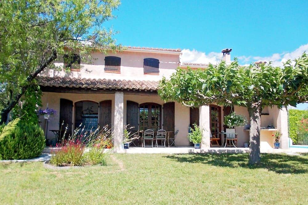 Superbe villa confortable et spacieuse, avec belle piscine, Gard Provencal in Saint-Gervais, Région de Nîmes