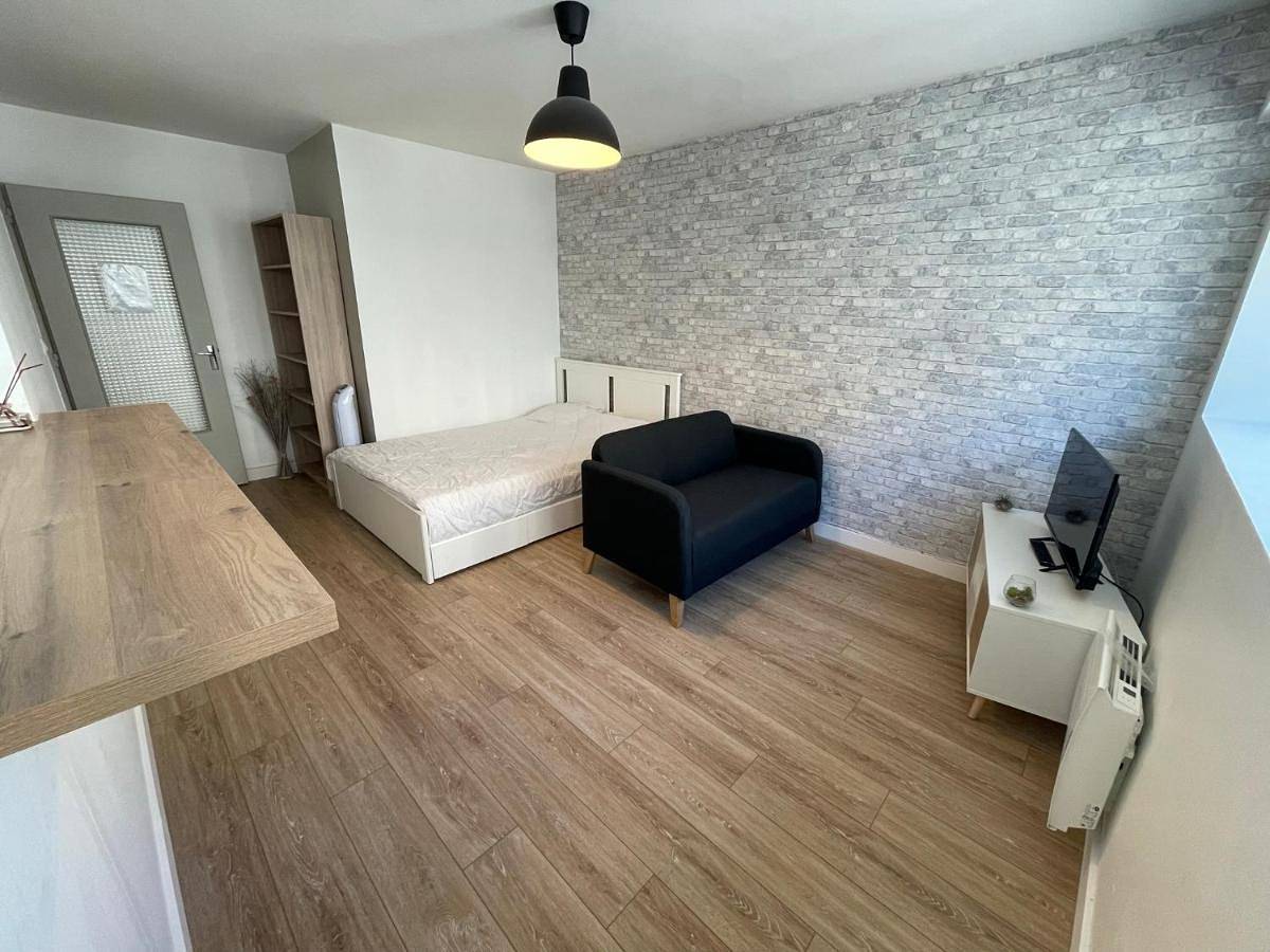 Appartement entier, Superior Studio in Orléans, Vallée de la Loire