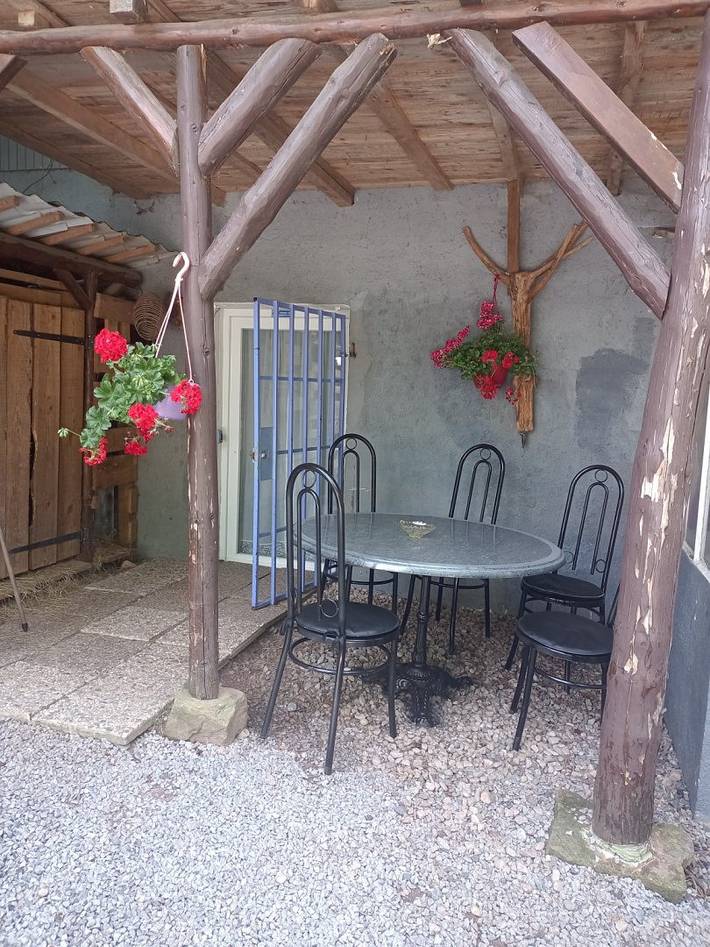 Gîte pour 5 personnes, avec balcon à Taintrux - 2