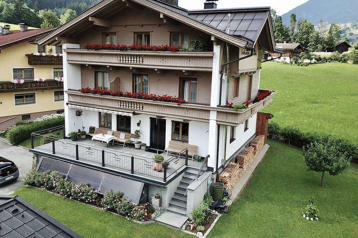 Bauernhof für 4 Personen, mit Balkon und Garten