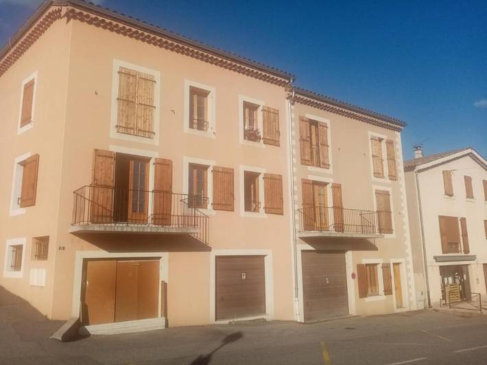 Gîte pour 4 personnes, avec vue et terrasse, animaux acceptés à Tallard - 3