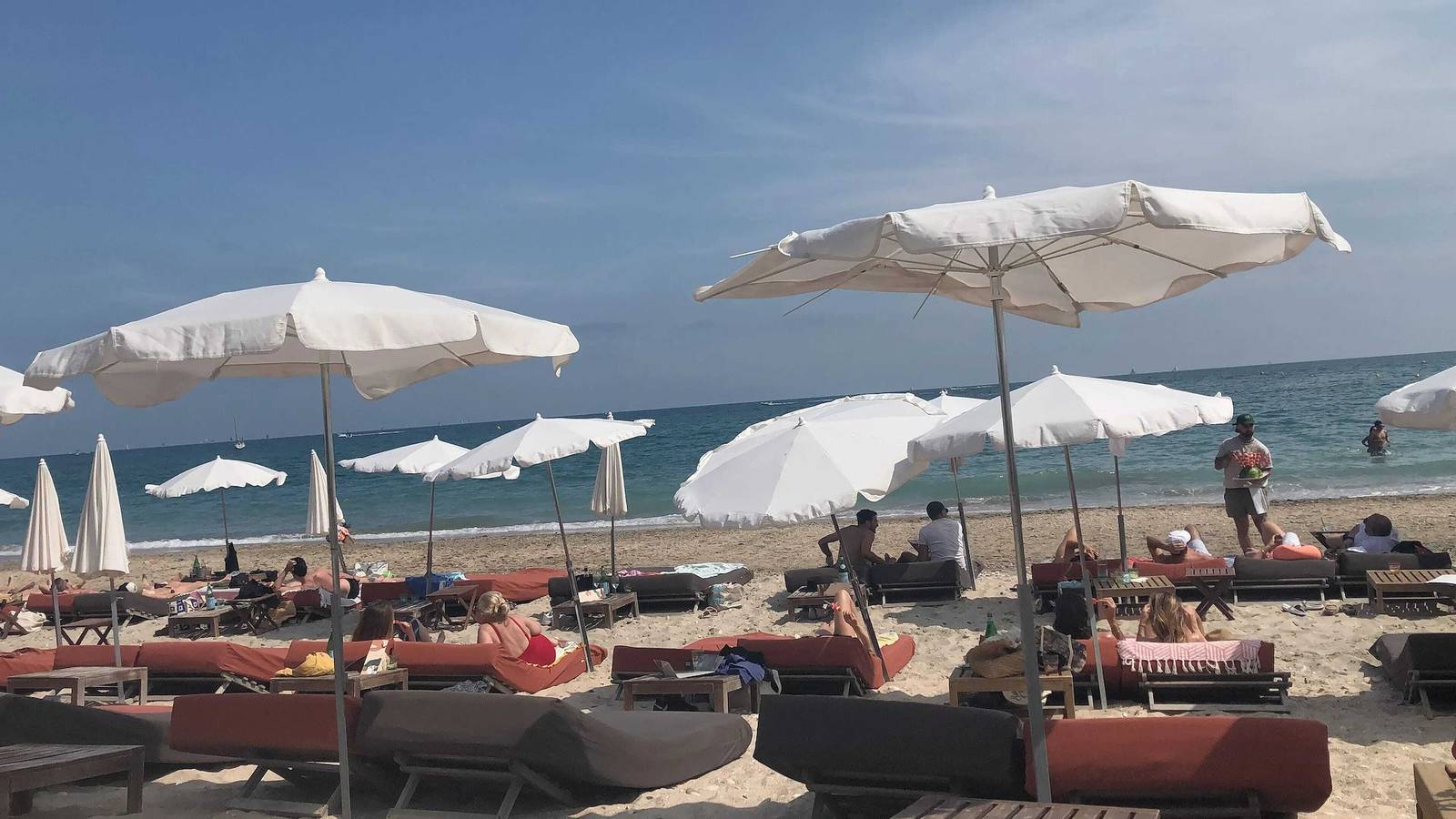 Casa familiar con piscina en Juvignac, 90 m², 6 pers. in Juvignac, Côte d'Améthyste