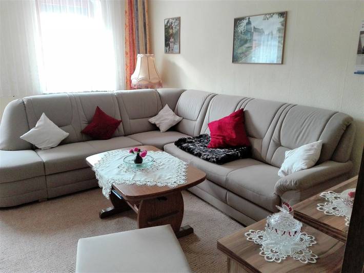 Ganze Ferienwohnung, Ferienwohnung Eckoldt - Ferienwohnung Eckoldt, 75qm, Terrasse, 2 Schlafzimmer, max. 4 Personen in Eisenberg (Thüringen), Saaleland