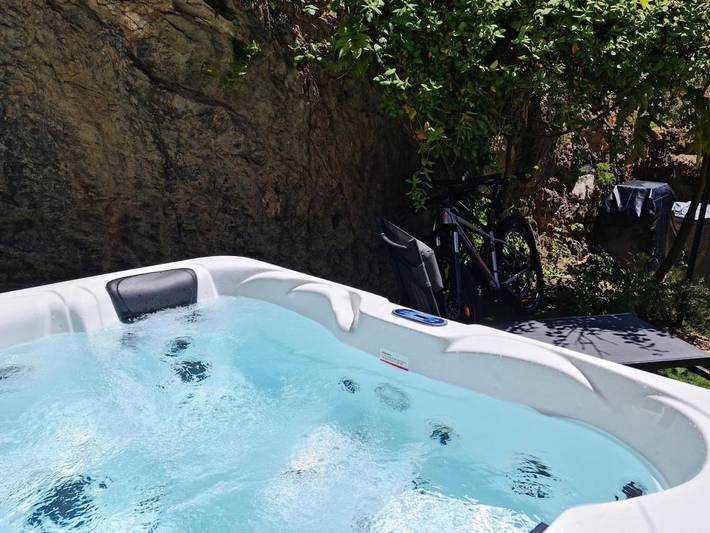 Location de vacances pour 4 personnes, avec Jacuzzi à Villeneuve-d'Allier - 2