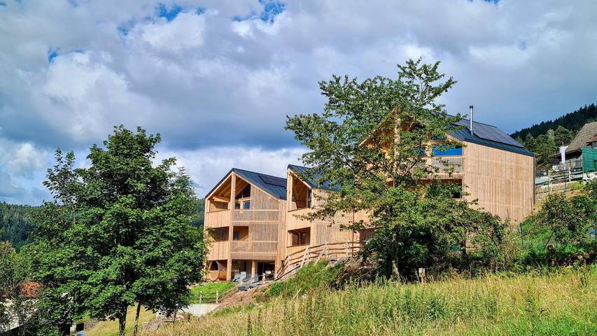 Chalet für 6 Personen, mit Balkon und Terrasse sowie Garten und Sauna in Bad Herrenalb
