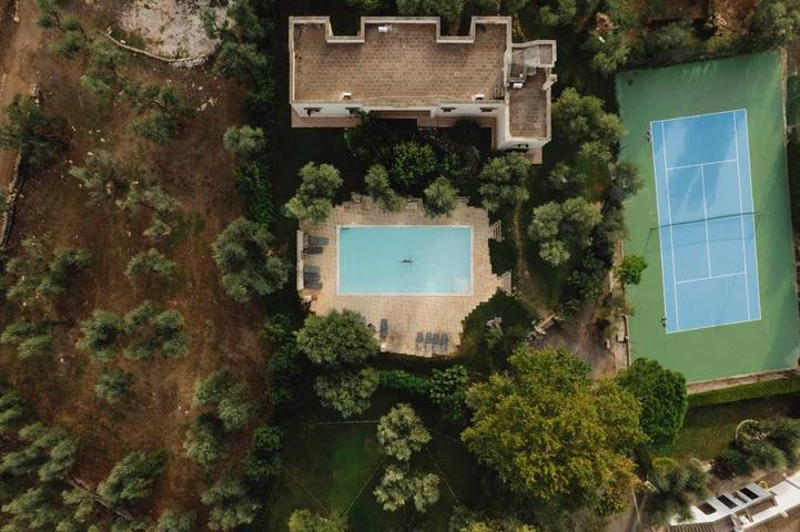 Casas rurais para 2 pessoas, com jardim e piscina e ainda vista, com animais de estimação em Fasano