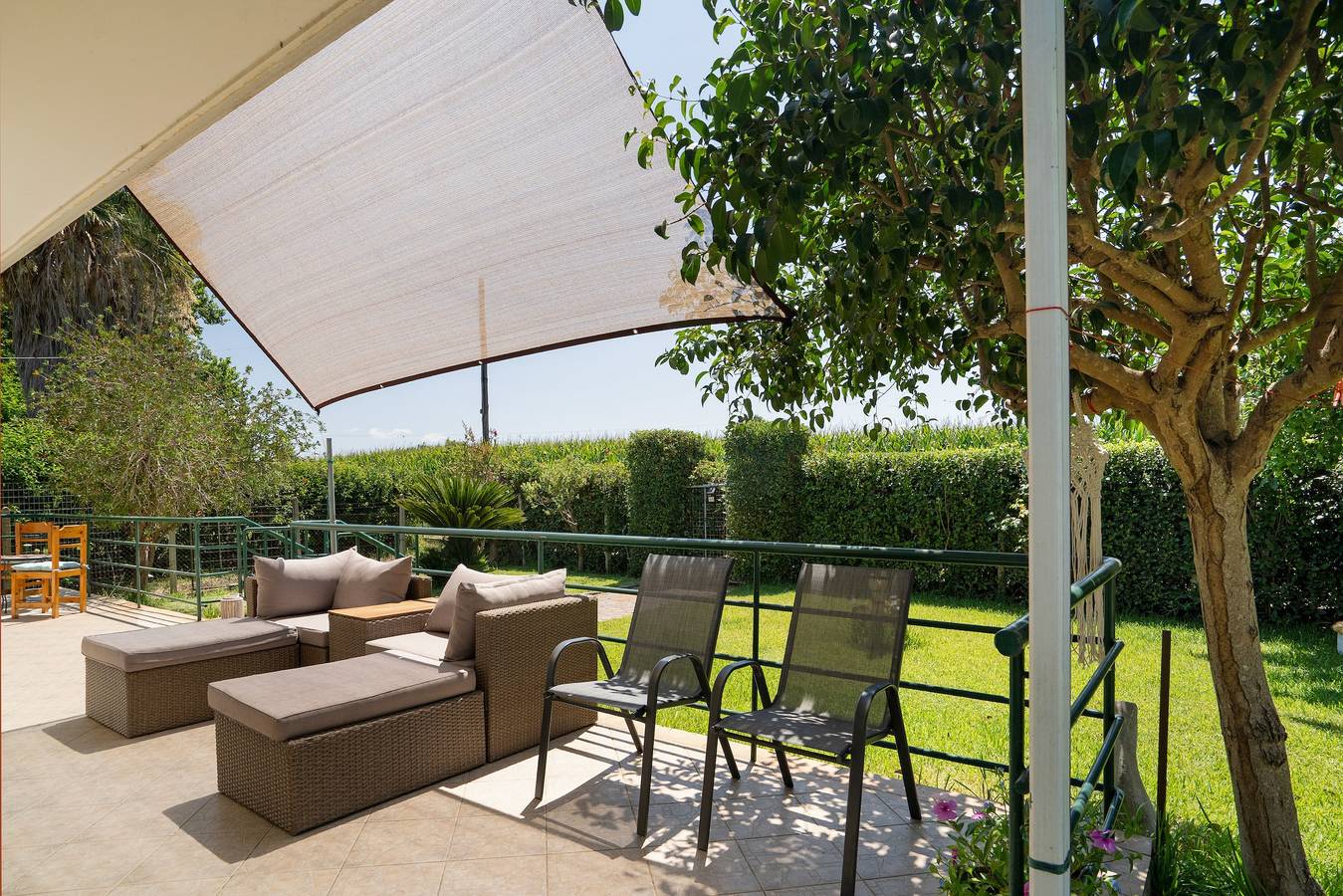 Vakantiehuis 'A Casa D'Irene' met Veranda en Tuin in Region Elis