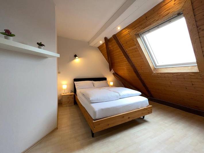 Ferienwohnung für 8 Personen, mit Ausblick und Garten in Karlsruhe - 2