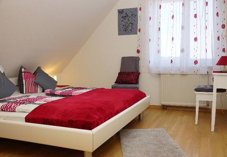 Ganze Ferienwohnung, Ferienwohnungen Seeberger - 2-Zimmer Ferienwohnung 1, 50 qm in Friedrichshafen, Region Bodensee-Oberschwaben