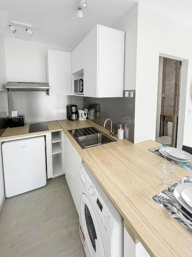 Gîte pour 2 personnes, avec terrasse et jardin à Saint-Médard-en-Jalles - 4