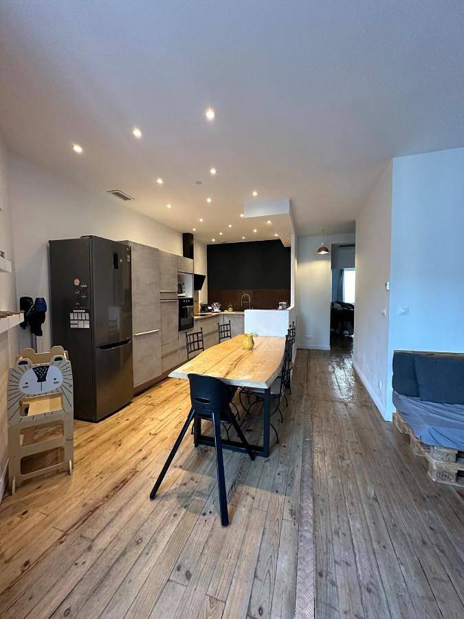 Appartement entier, One-Bedroom Apartment in Genilac, Loire