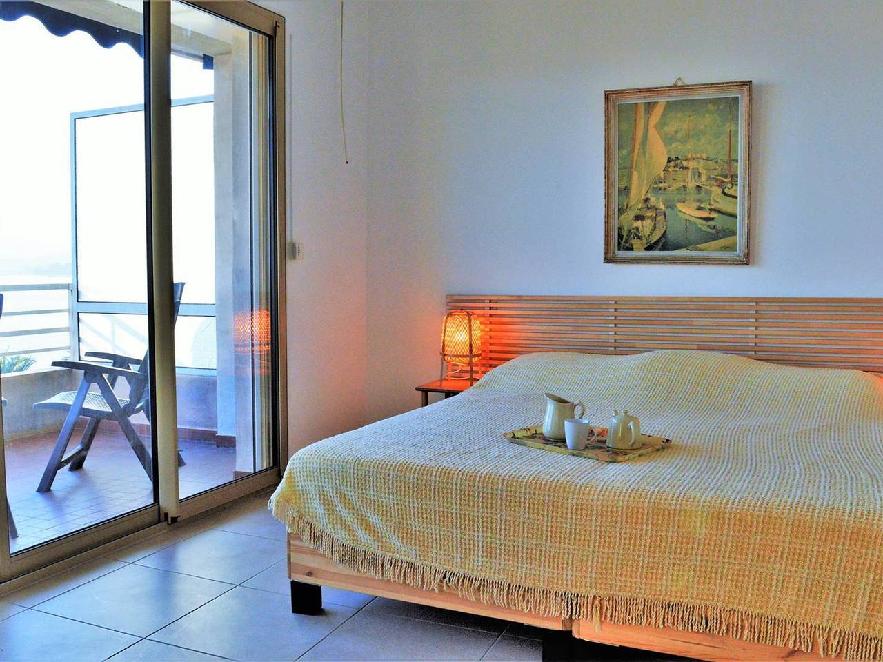 Ganze Wohnung, 2-Zimmer-Apt. mit Klimaanlage, Terrasse, Strand, 3 Betten in Le Lavandou, Toulon Region