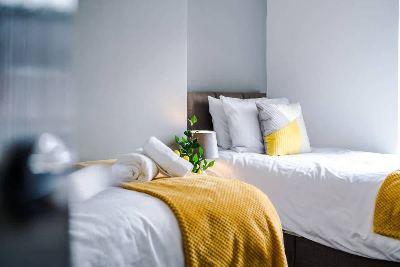 Entire apartment, Perfect for business   large groups  sleeps 8 in Crewe, Cheshire East