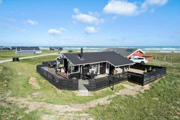 Ferienhaus für 3 Personen, mit Terrasse in Nørlev Strand