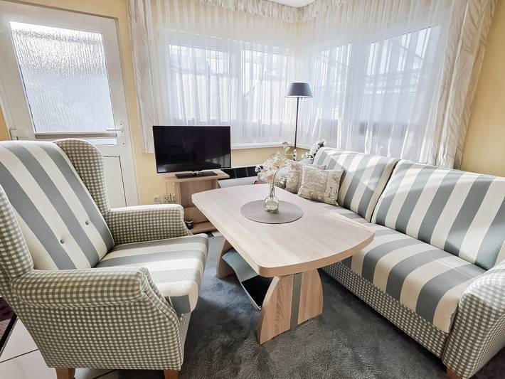 Bungalow für 2 Personen, mit Terrasse und Garten in Grömitz - 4