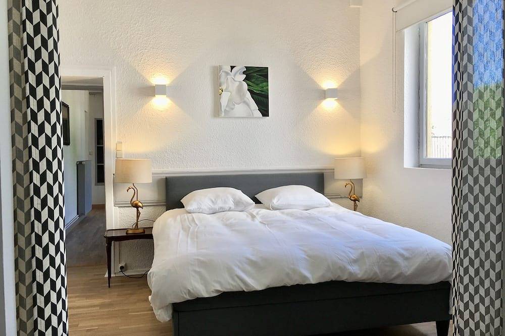 Ganze Wohnung, Grosszügige charmante Ferienwohnung in Cluny, Mâcon und Umgebung