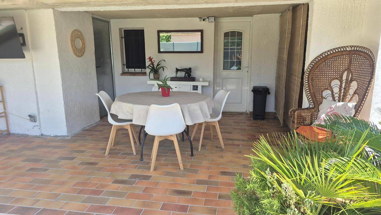 Bas de villa avec piscine in La Bouilladisse, Côte méditerranéenne (France)