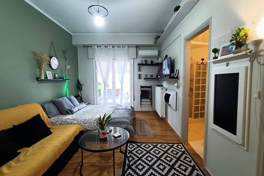 Ganze Wohnung, Sunny Studio in Zentral-Athen, Athen