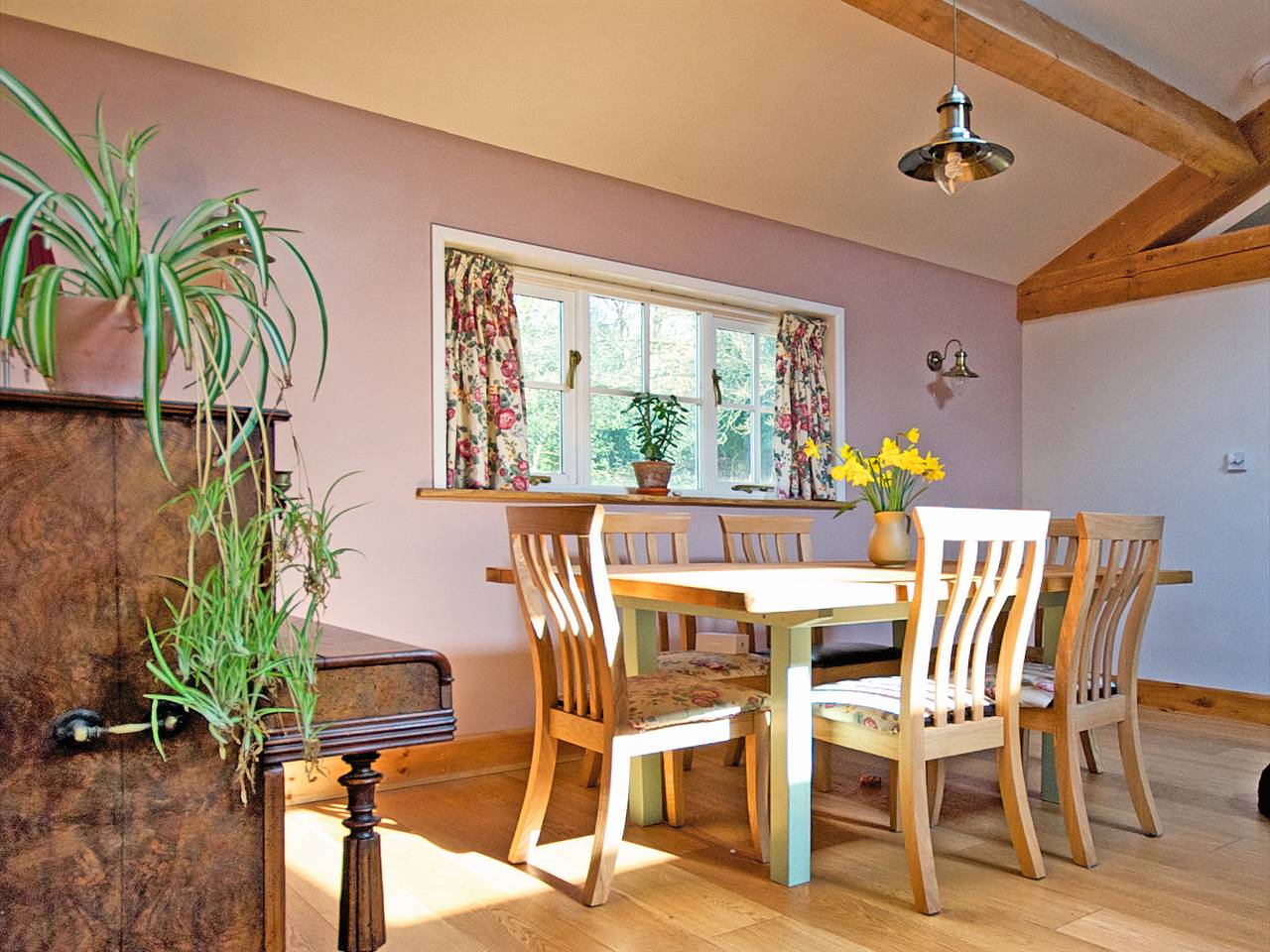 Brimble Cottage in Axminster, West Dorset Heritage Coast