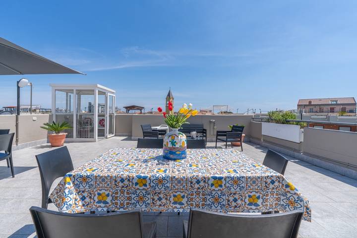 Ferienwohnung für 6 Personen, mit Balkon und Garten sowie Kinderpool