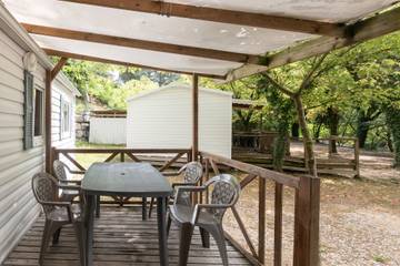Gîte pour 6 personnes, avec jardin dans Le Pont d'Arc