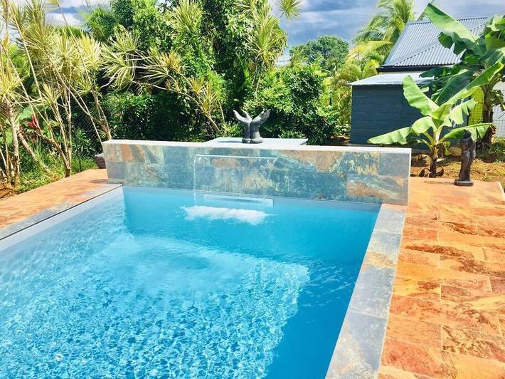 Appartement de vacances pour 2 personnes, avec vue ainsi que jardin et piscine