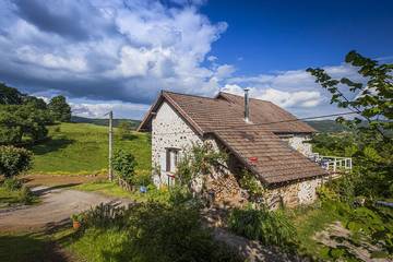 Gîte pour 2 personnes, avec terrasse et jardin à Nonards
