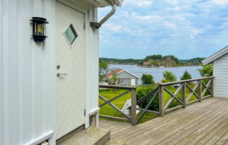 Ferienhaus für 6 Personen mit Terrasse in Lillesand