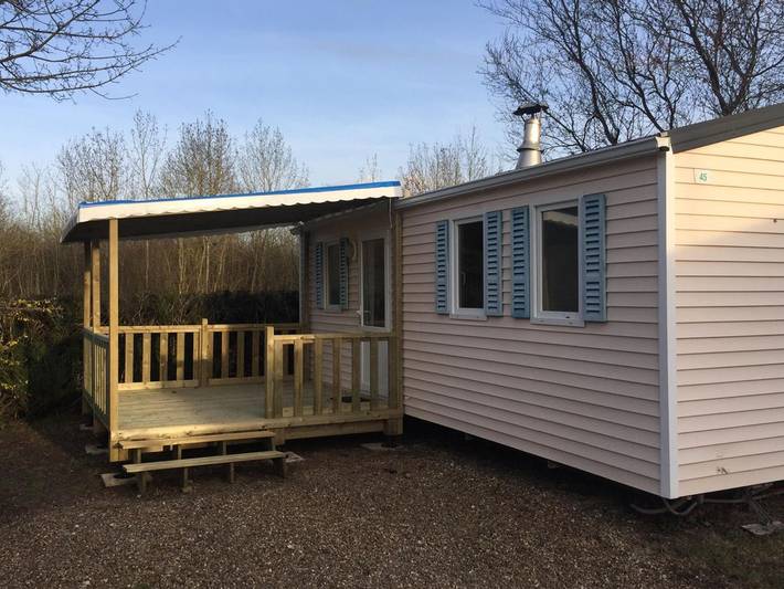 Mobil home pour 4 personnes, avec terrasse - 1