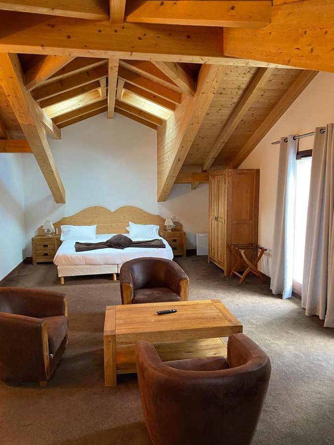 Standard Double Room in Moûtiers, Massif du Mont-Blanc