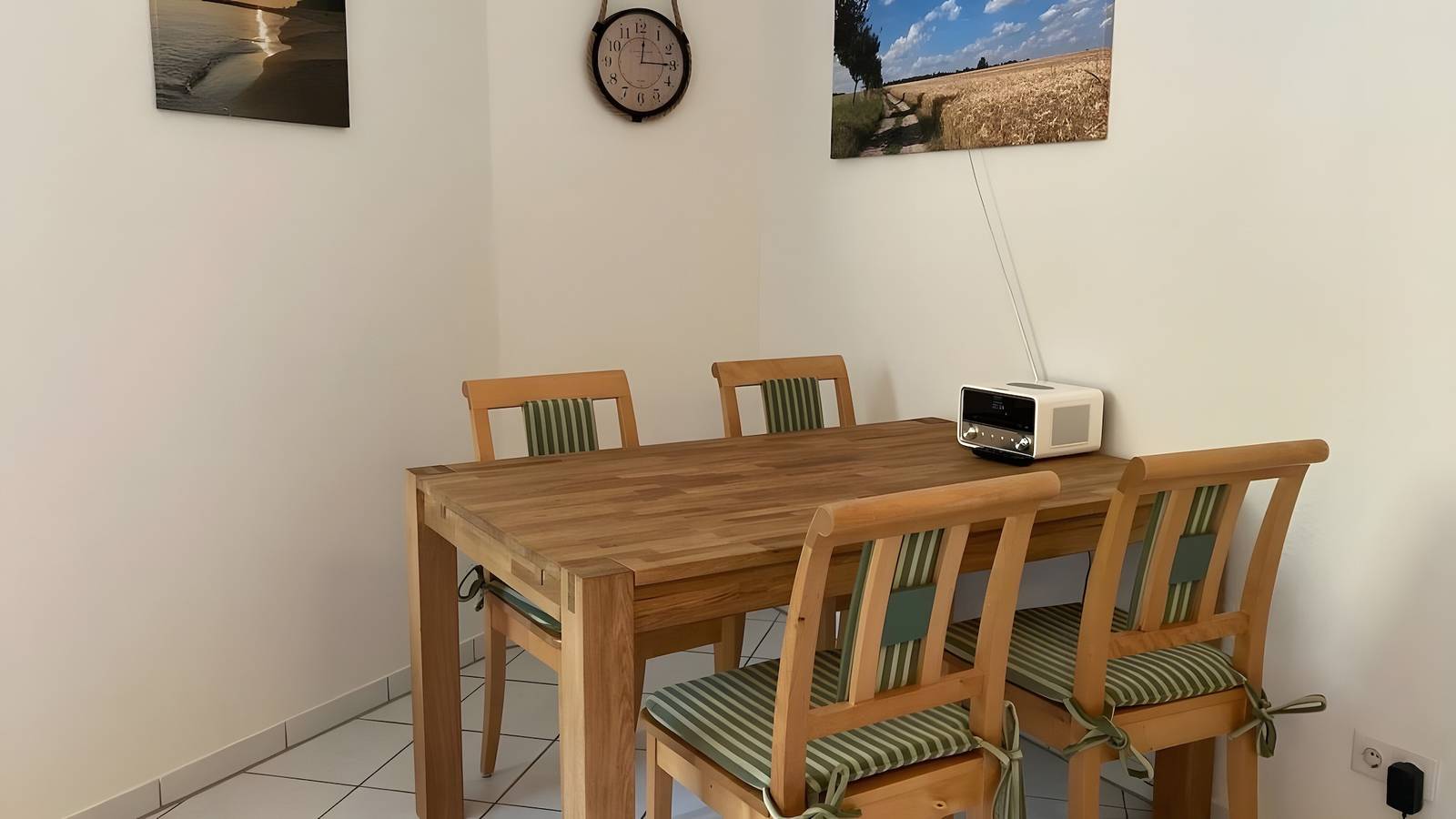 Ganze Wohnung, Ferienwohnung Ariane mit Wlan in Strand Zempin, Zempin
