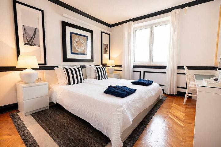 Villa pour 7 personnes, avec piscine ainsi que jardin et balcon à Lozica - 2