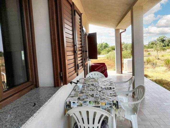 Casa vacanza per 5 persone, con terrazza a Porto Pino