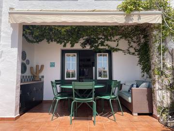 Ferienhaus in Es Mercadal, Menorcas Küste für 7 