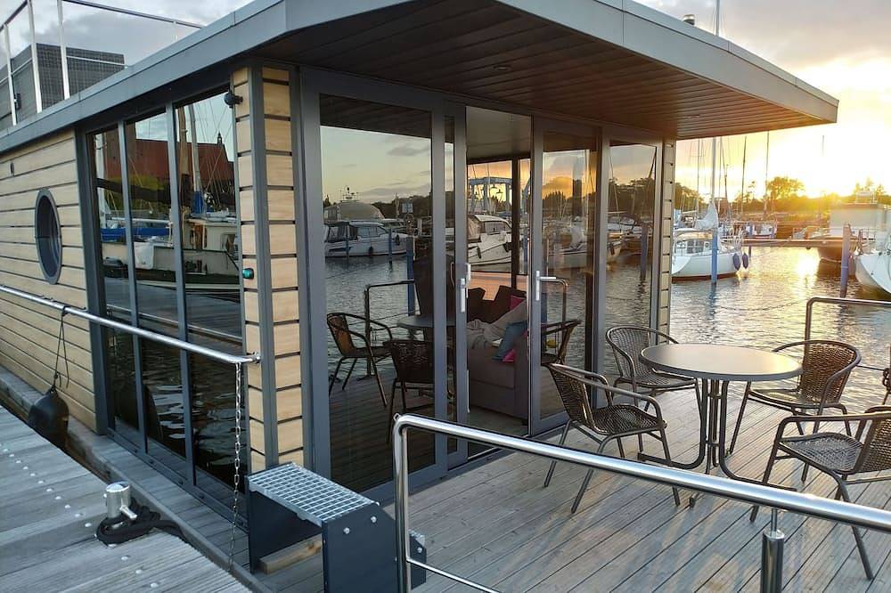Ganze Wohnung, Fjord Capella - Solarboot in Barth, Vorpommern-Rügen