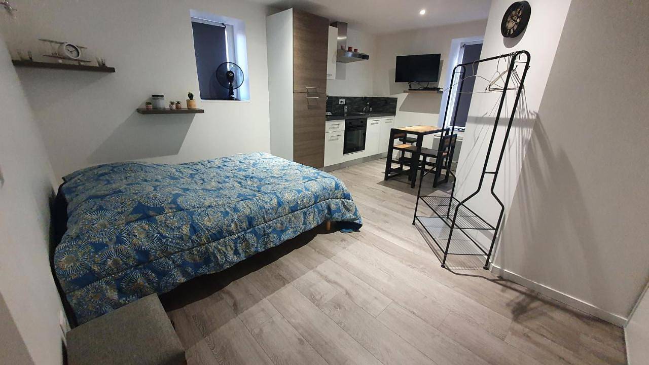 Appartement entier, Studio Apartment in Baccarat, Région de Lunéville