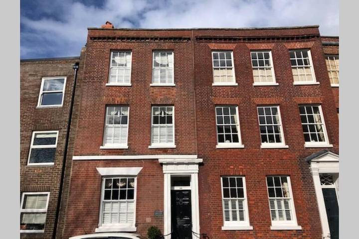 Holiday rental for 4 people, with garden and view in Portsmouth
