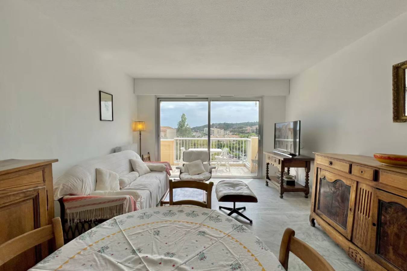 Apartamento entero, Bright apartment at the gates of Cannes in Le Cannet, Region de Cannes