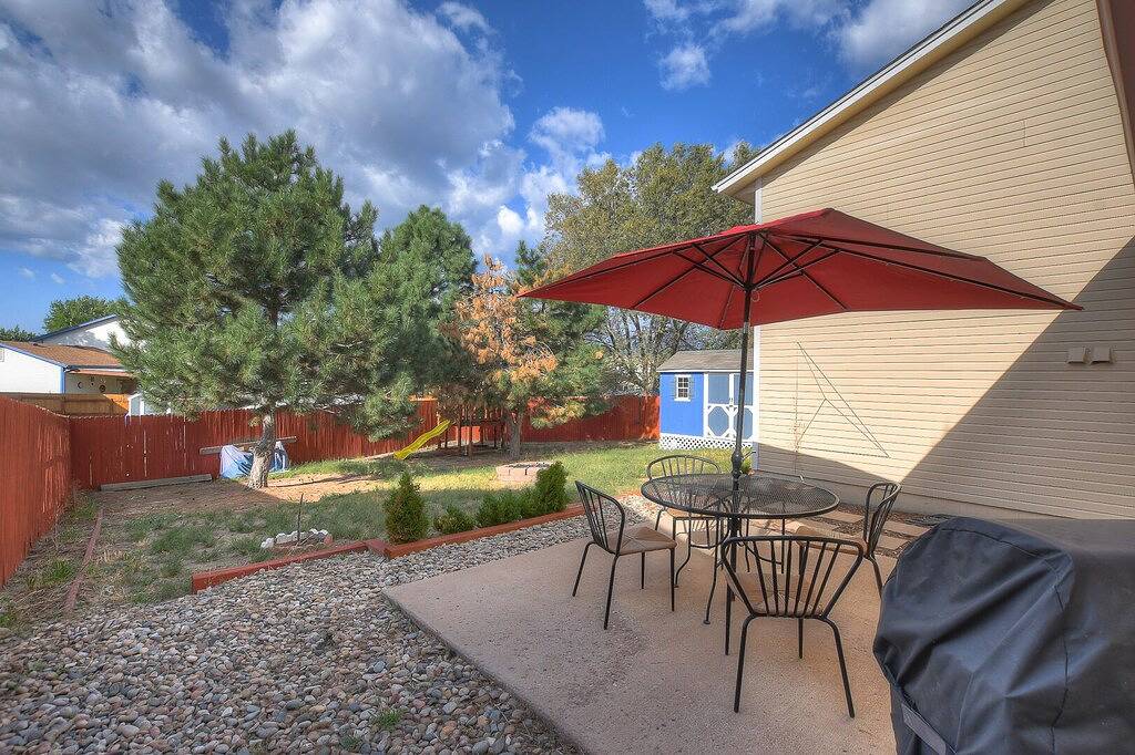 Charming House in Colorado Springs w/Private yard in Colorado Springs, El Paso County (CO)
