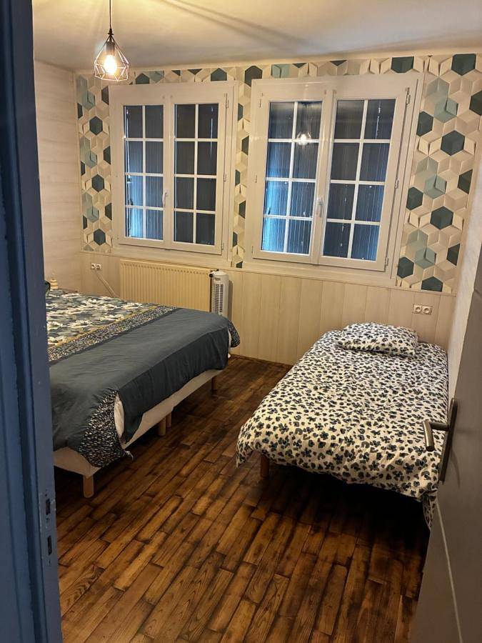 Location de vacances pour 7 personnes, avec Terrasse et Jardin à La Petite-Boissière - 2