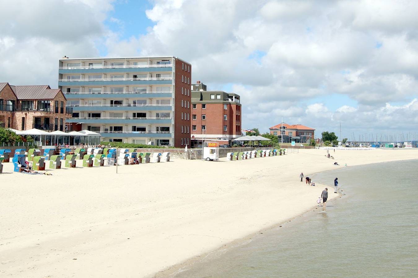 Ganze Wohnung, Ferienwohnung mit Terrasse 2- Zimmer in 1. Meerblick-Strandlage in Nordfriesische Inseln (Schleswig-Holstein) (Schleswig-Holstein), Wyk auf Föhr